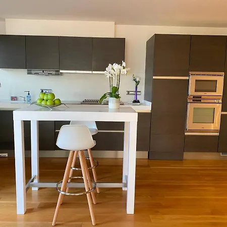 Ondarreta - Singular Y Exclusivo *